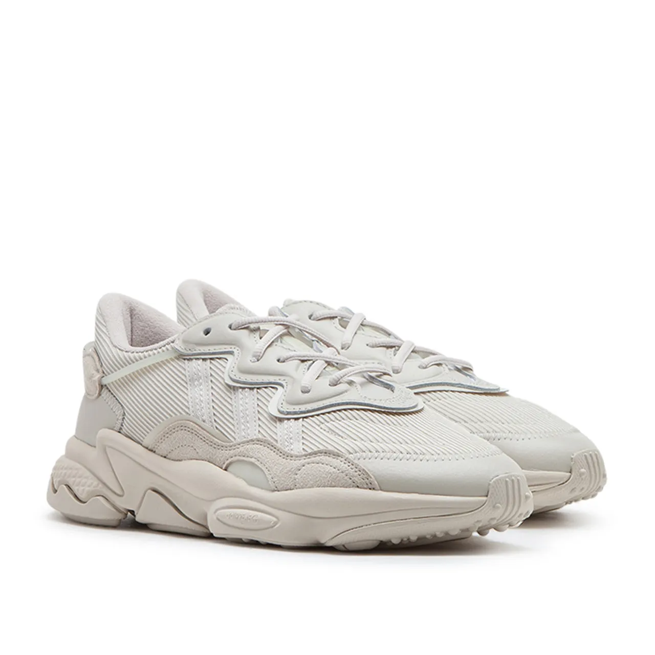 adidas Ozweego (Beige)