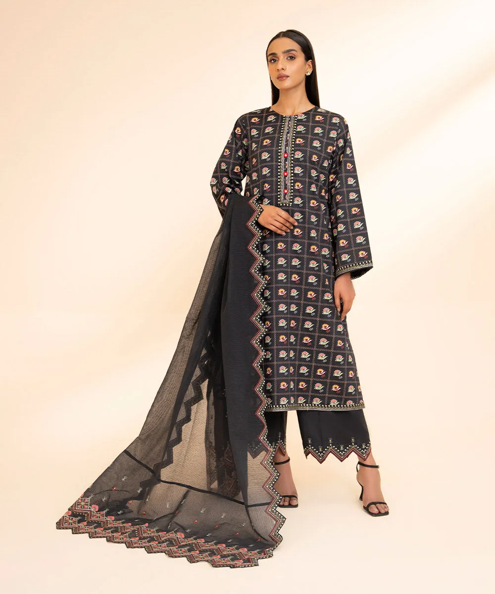 Embroidered Karandi Dupatta